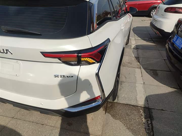 Dongfeng Aeolus Yixuan GS 2021 2021款 230T 自动追星版