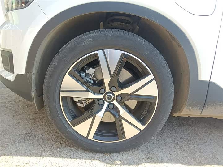 Volvo XC40 EV 2021 2021款 P8 纯电 四驱智雅运动版