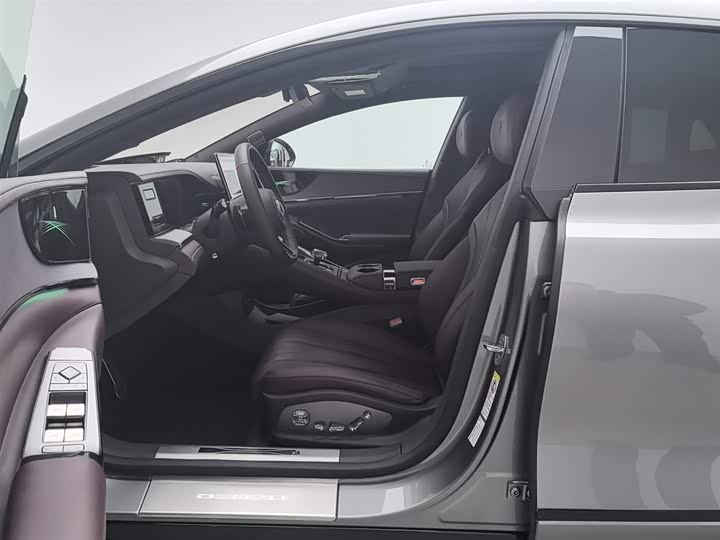 Denza Z9GT 2024 2024款 1100四驱Ultra版