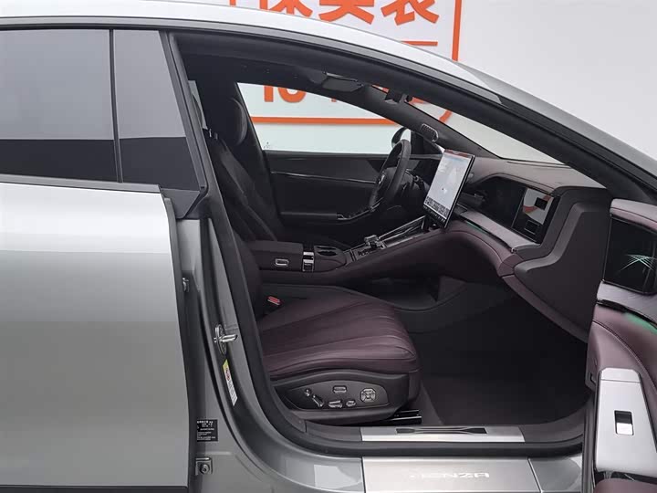 Denza Z9GT 2024 2024款 1100四驱Ultra版