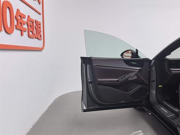 Denza Z9GT 2024 2024款 1100四驱Ultra版