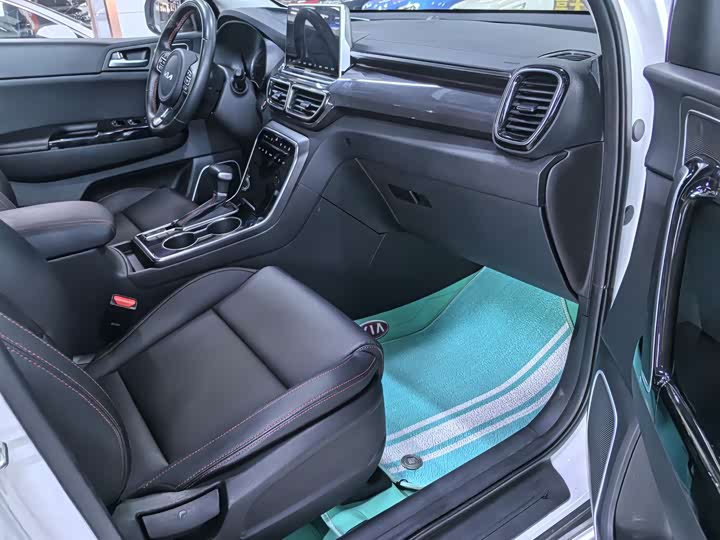 Kia KX5 2021 2021款 2.0L 自动两驱舒适版