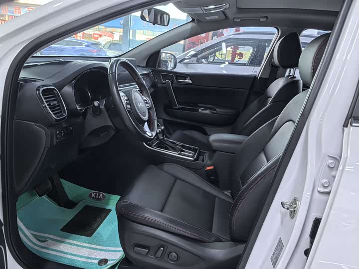 Kia KX5 2021 2021款 2.0L 自动两驱舒适版