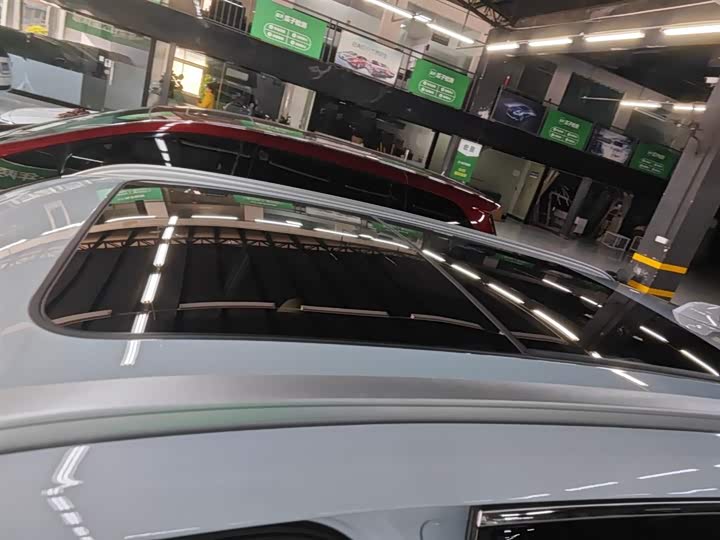 Geely Monjaro L Hybrid 2022 2022款 1.5T DHT增程电动旗舰版