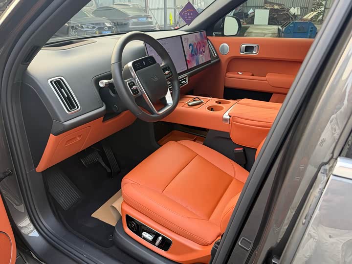 LiXiang L8 2025 2025款 Max 智能焕新版