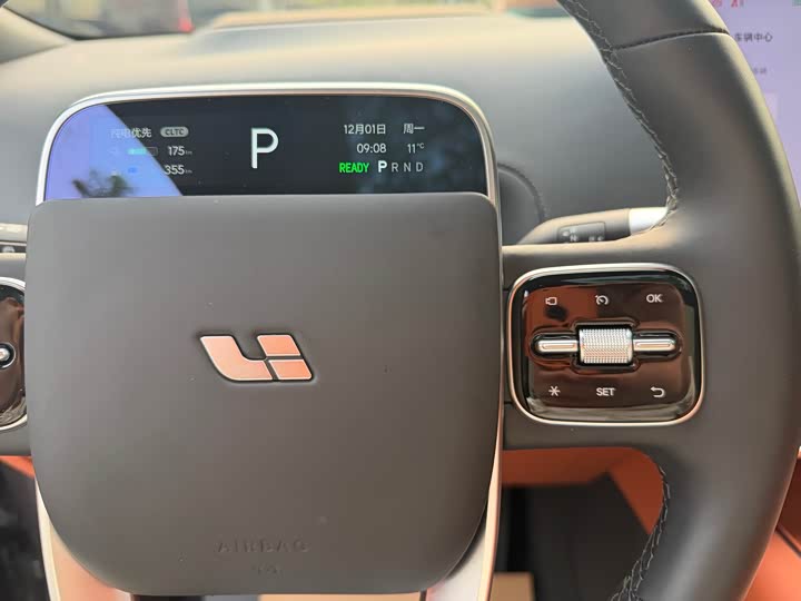 LiXiang L8 2025 2025款 Max 智能焕新版