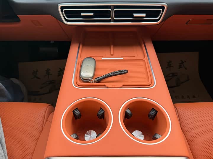 LiXiang L8 2025 2025款 Max 智能焕新版