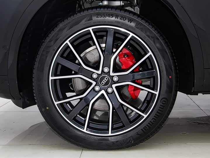 Audi Q5L 2025 2025款 45周年典藏版 45 TFSI 豪华动感型