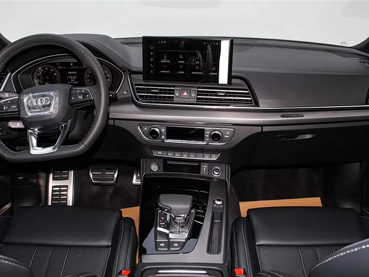 Audi Q5L 2025 2025款 45周年典藏版 45 TFSI 豪华动感型