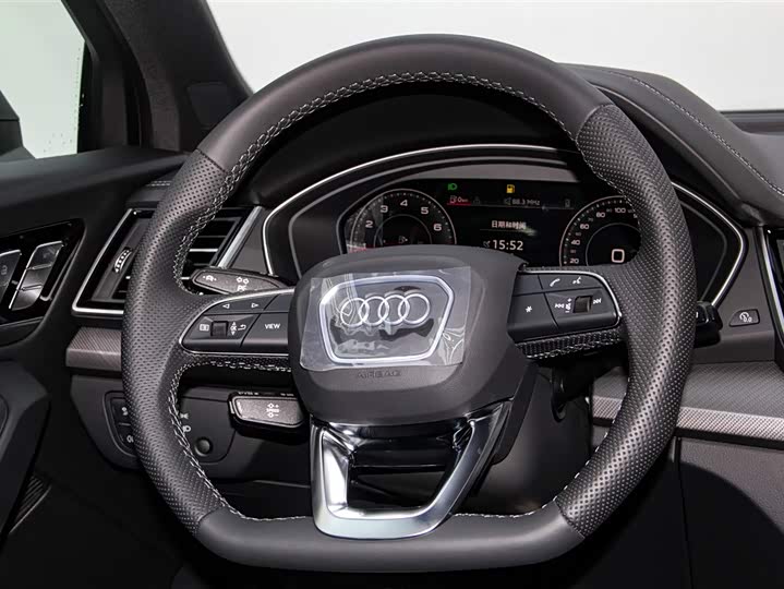 Audi Q5L 2025 2025款 45周年典藏版 45 TFSI 豪华动感型