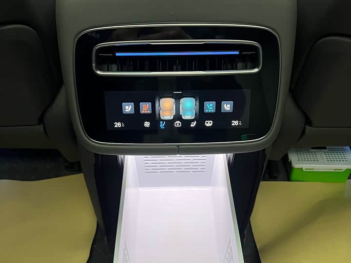 Denza N9 2025 2025款 旗舰型