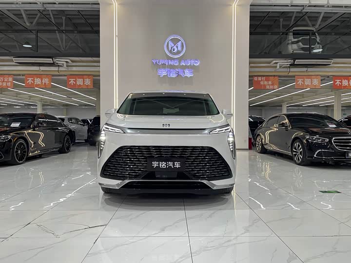 2025 Buick GL8 Century