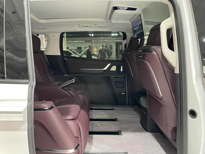 Buick GL8 Century 2025 2025款 2.0T 七座蕴世版