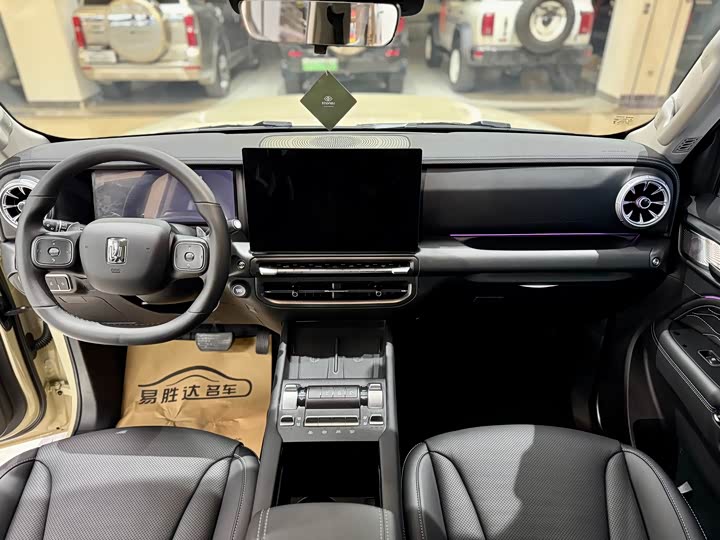 Tank 300 Hybrid 2025 2025款 Hi4-T 37.1kWh