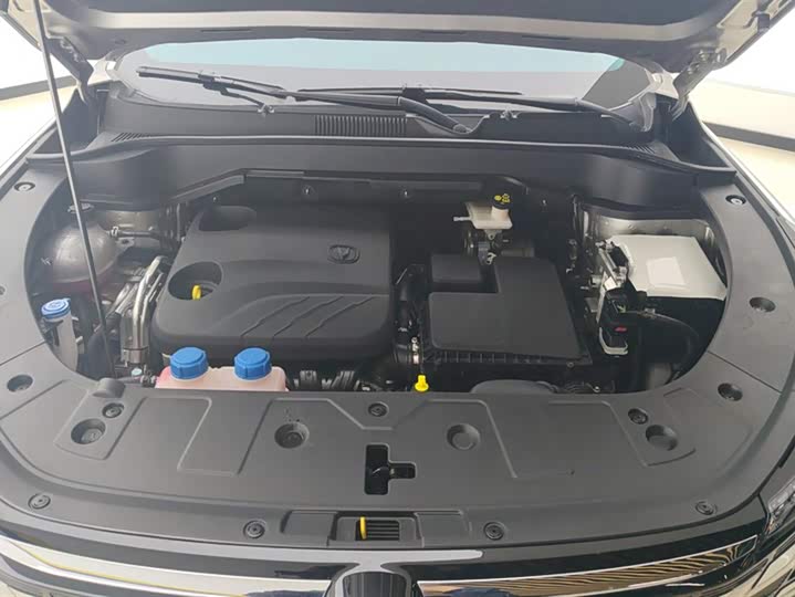 Changan UNI-Z Hybrid 2024 2024款 蓝鲸智电iDD 125km 超越型