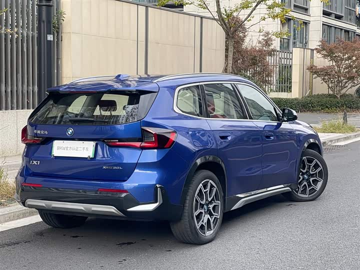 BMW iX1 2023 2023款 xDrive30L X设计套装
