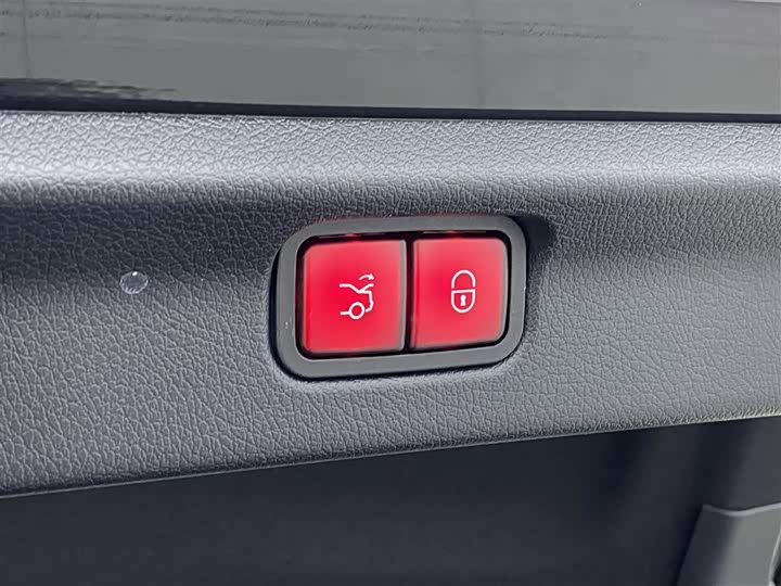 Mercedes-Benz EQE 2022 2022款 350 先锋版