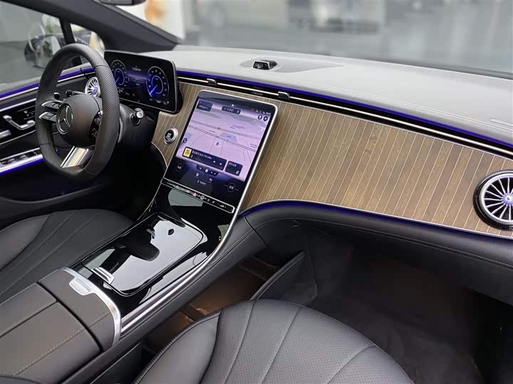 Mercedes-Benz EQE 2022 2022款 350 先锋版