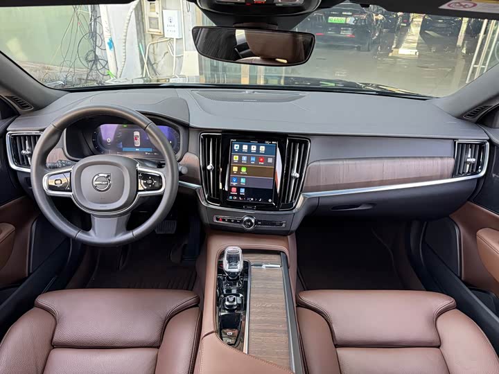 Volvo S90 2025 2025款 B5 智远豪华版