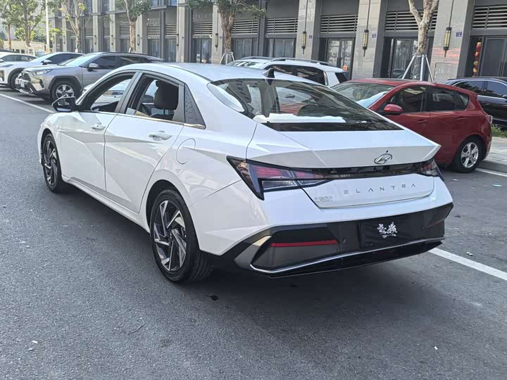 Hyundai Elantra N line 2023 2023款 1.5L CVT GLS领先版