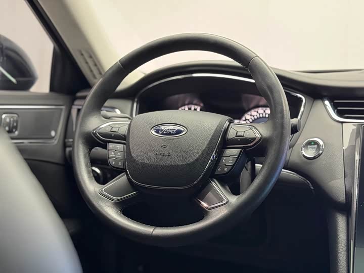 Ford Taurus 2019 2019款 EcoBoost 245 尊享版