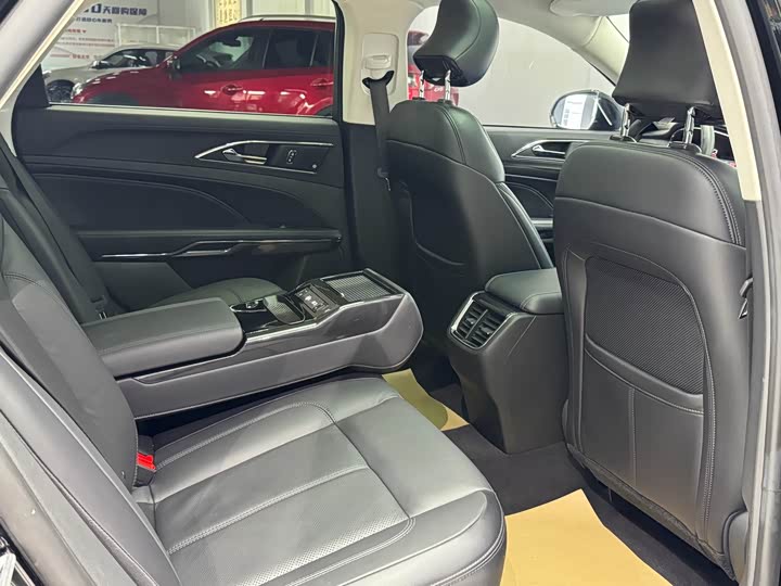 Ford Taurus 2019 2019款 EcoBoost 245 尊享版