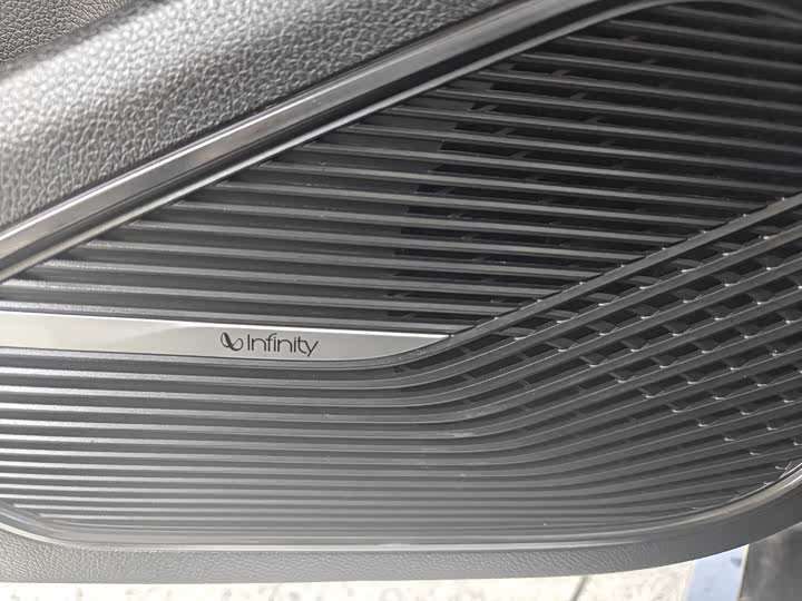 Geely Preface 2025 2025款 东方曜 2.0TD 望月版