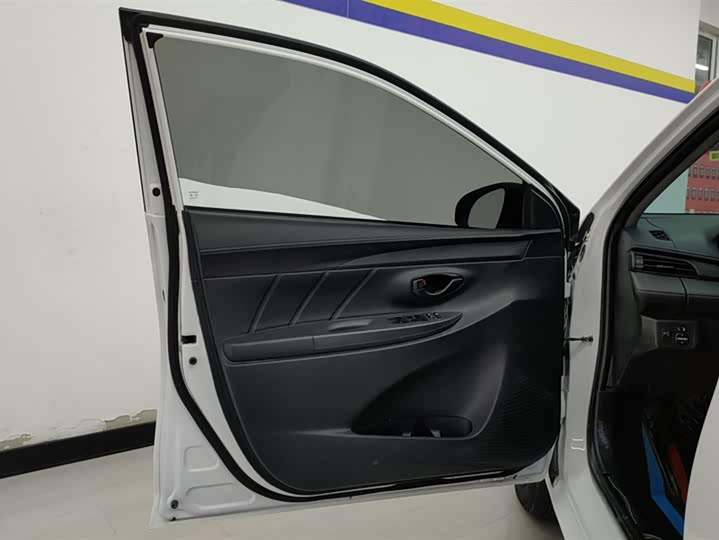 Toyota Vios 2022 2022款 1.5L 20周年纪念版