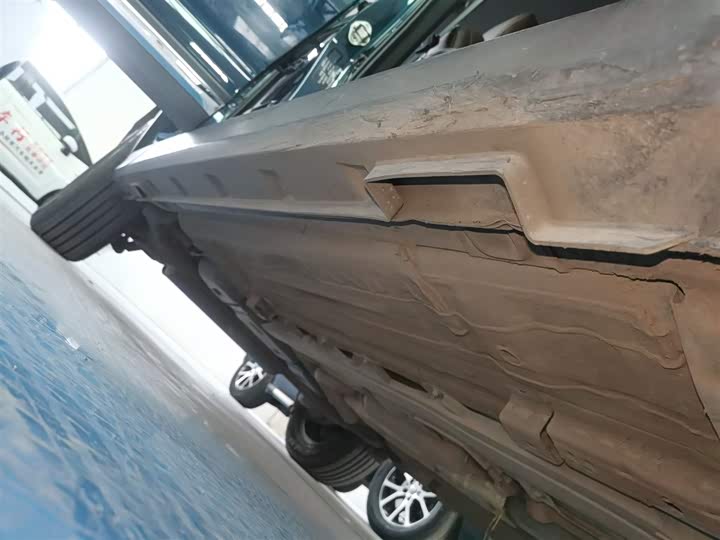 Dongfeng Forthing T5 2022 2022款 盛世款 1.5T 自动逐梦版五座