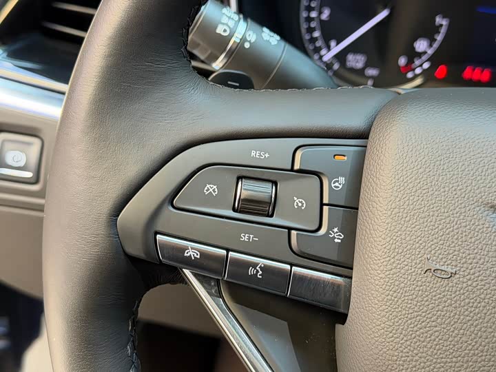 Cadillac XT6 2022 2022款 2.0T 七座四驱豪华型