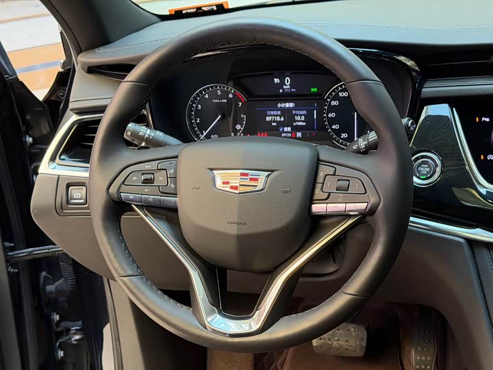 Cadillac XT6 2022 2022款 2.0T 七座四驱豪华型