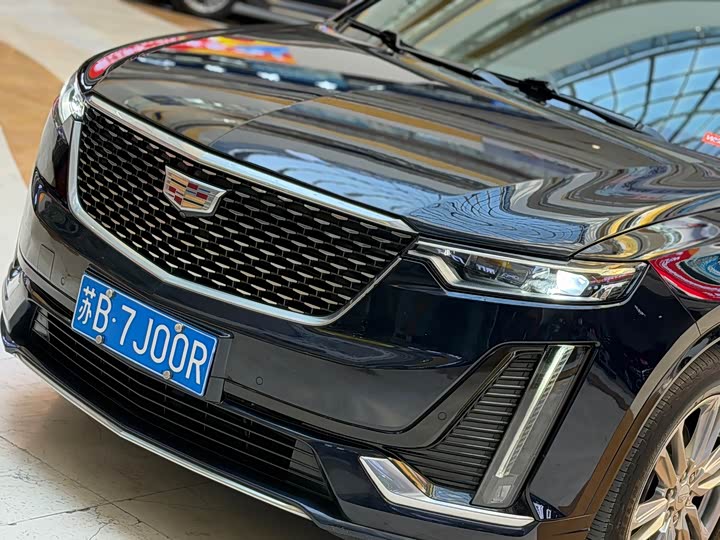Cadillac XT6 2022 2022款 2.0T 七座四驱豪华型