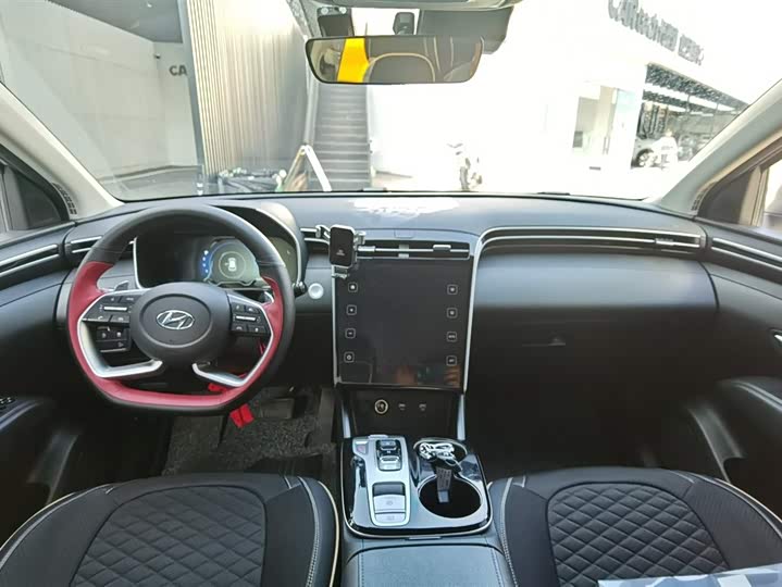 Hyundai Tucson L 2023 2023款 途胜L 1.5T 自动两驱DLX豪华版