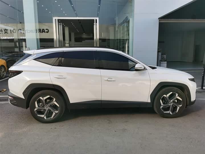 Hyundai Tucson L 2023 2023款 途胜L 1.5T 自动两驱DLX豪华版