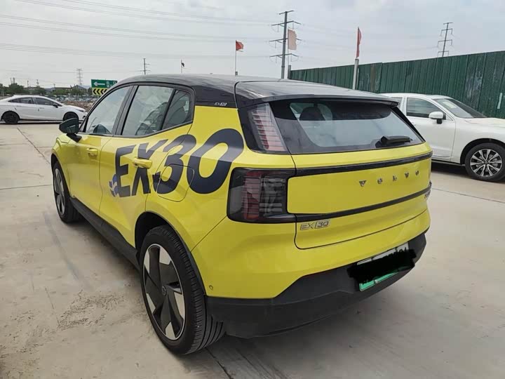 Volvo EX30 2025 2025款 后驱长续航版 Ultra