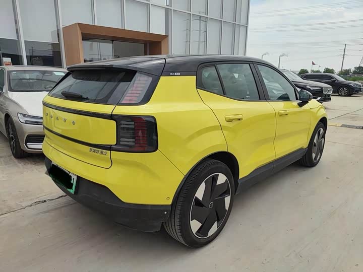 Volvo EX30 2025 2025款 后驱长续航版 Ultra