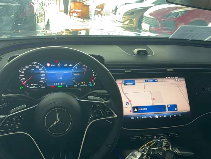 Mercedes-Benz E-Class Hybrid 2024 2024款 E 350 e L 插电式混合动力轿车