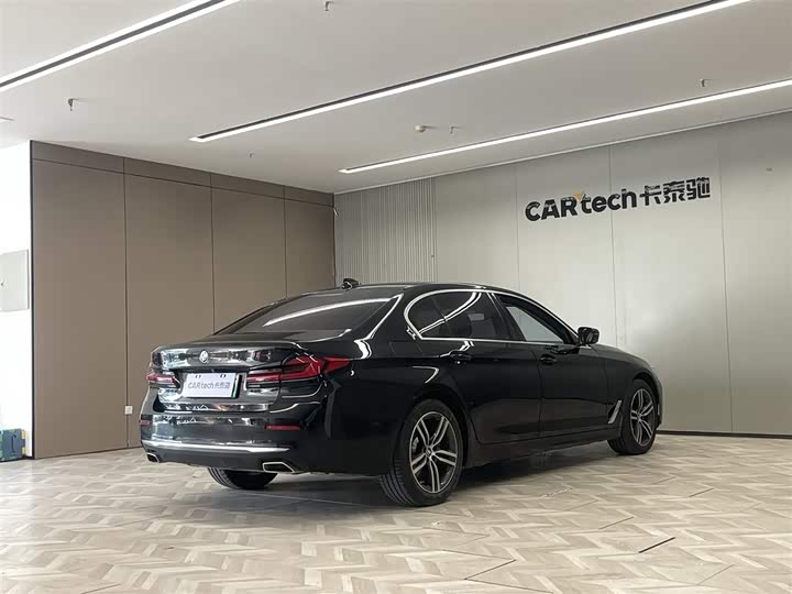 BMW 5 Series Hybrid 2022 2022款 535Le 豪华套装