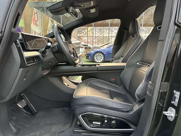 HiPhi X 2022 2022款 智远版6座 长续航版