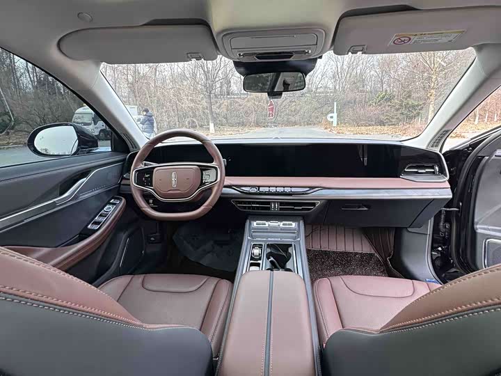 Lincoln Z (Zephyr) 2024 2024款 2.0T 两驱尊逸混动版