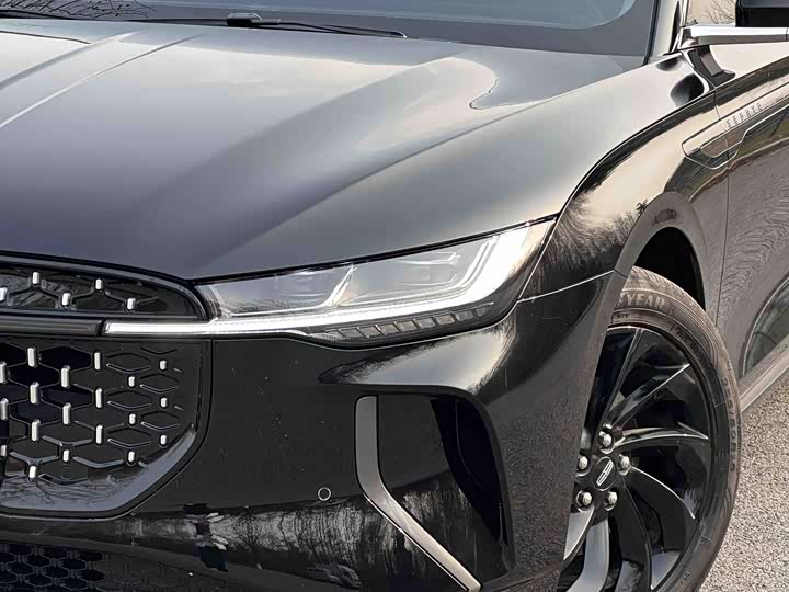 Lincoln Z (Zephyr) 2024 2024款 2.0T 两驱尊逸混动版