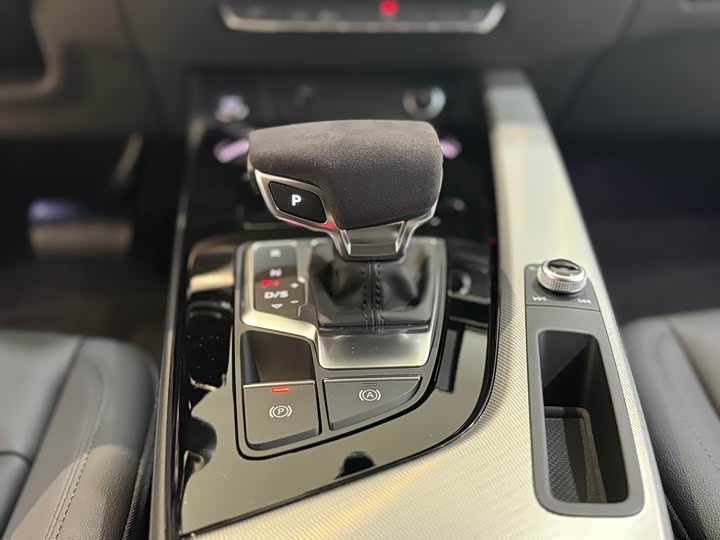 Audi A4 2024 2024款 Avant 40 TFSI 时尚运动型