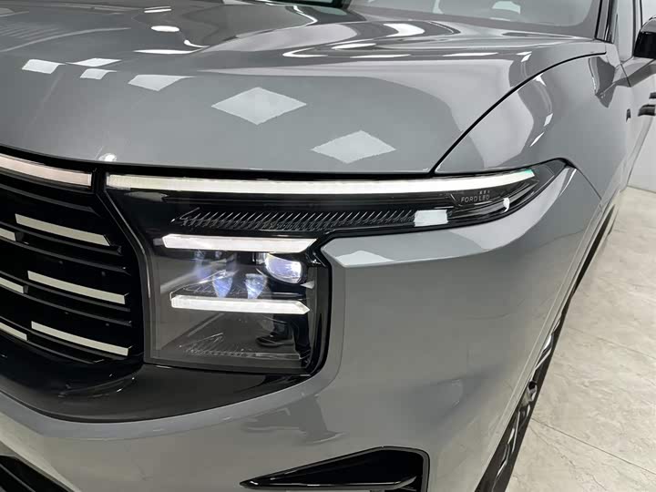 Ford Edge 2025 2025款 锐界L 2.0T EcoBoost E混动四驱七座至尊型