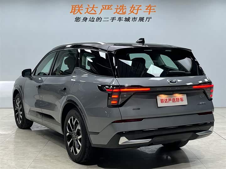 Ford Edge 2025 2025款 锐界L 2.0T EcoBoost E混动四驱七座至尊型