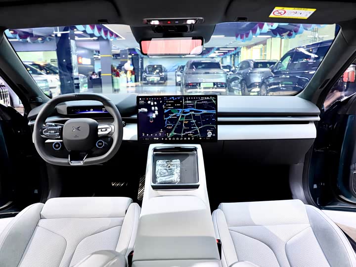 XPeng P7 2025 2025款 750 四驱高性能 Ultra