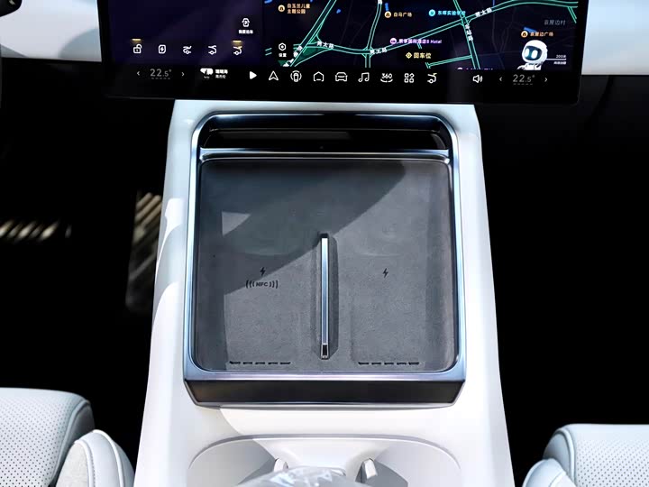 XPeng P7 2025 2025款 750 四驱高性能 Ultra