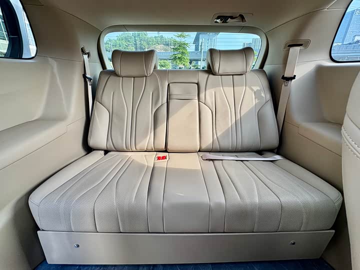 Buick GL8 Hybrid 2025 2025款 陆尚 尊享版 7座