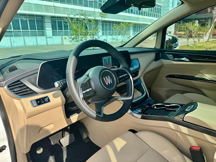 Buick GL8 Hybrid 2025 2025款 陆尚 尊享版 7座