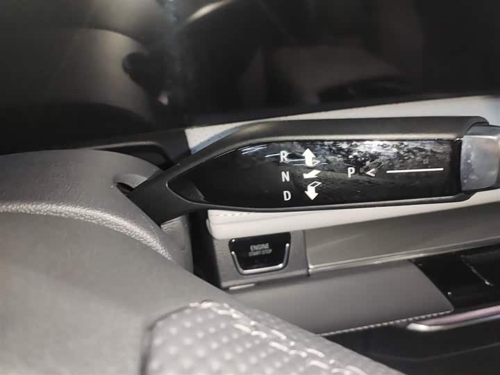 Buick GL8 ES 2025 2025款 陆尊 尊享版