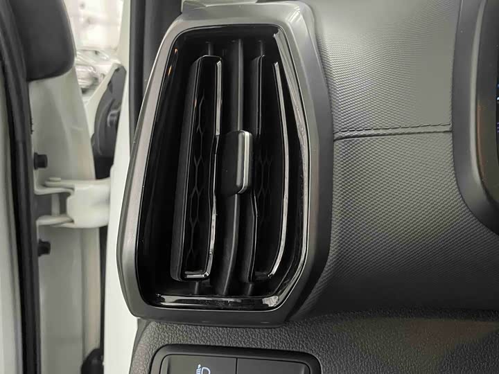 Hyundai ix35 (Mufasa) 2021 2021款 240TGDi DCT两驱GLS领先版